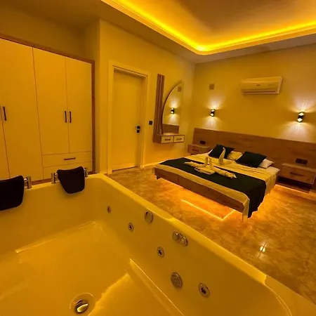 Izci Delux Villa