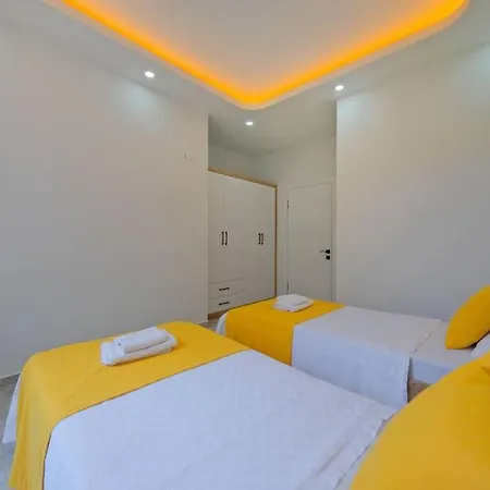 Villa Izci Delux *